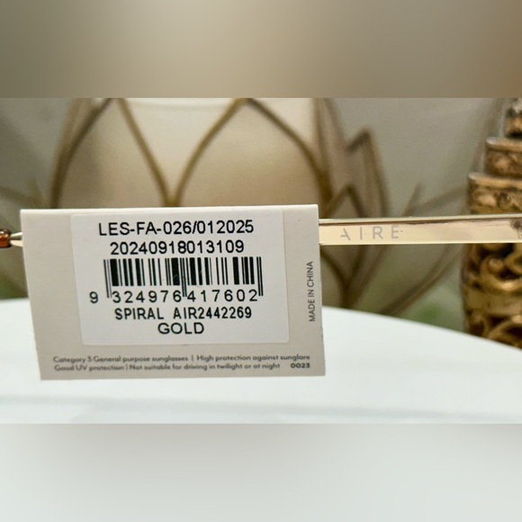 NWT Aire - Gold Spiral Square Sunglasses/Sunnies/Shades - Picture 14 of 15